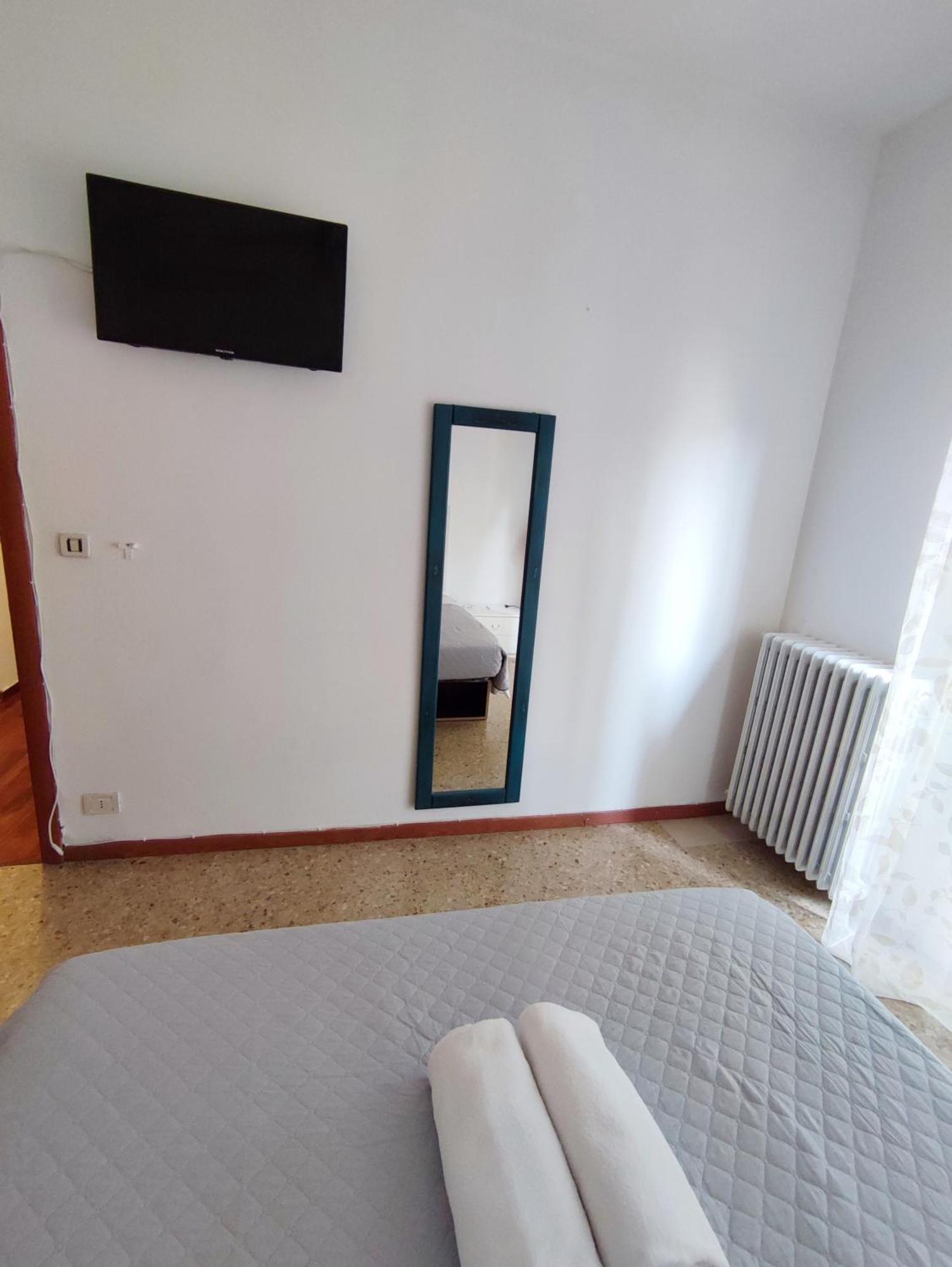 Le Golosine Fiera Rooms Верона Номер фото